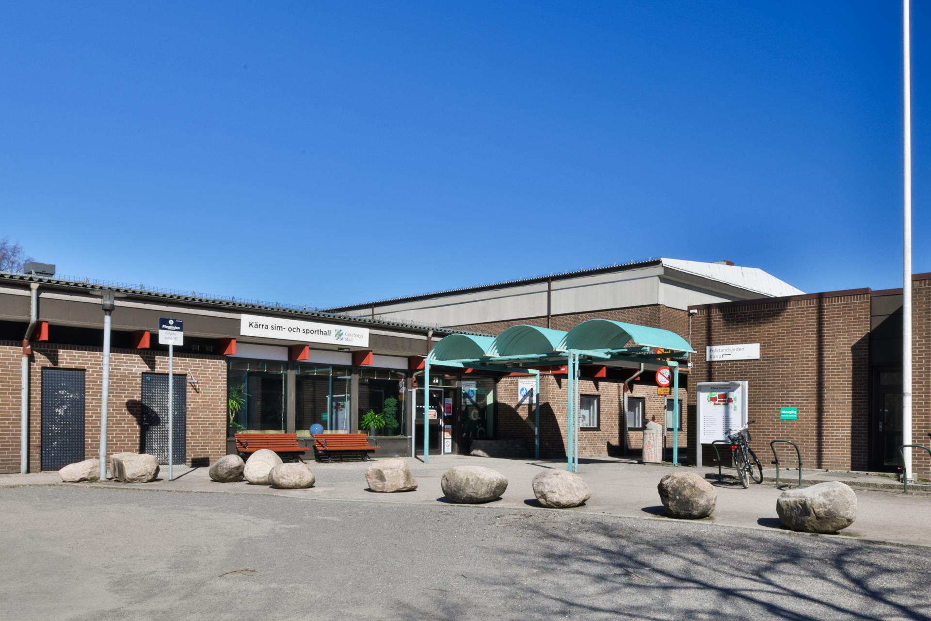 Snyggt renoverad 2:a i Kärra med stor balkong i söderläge