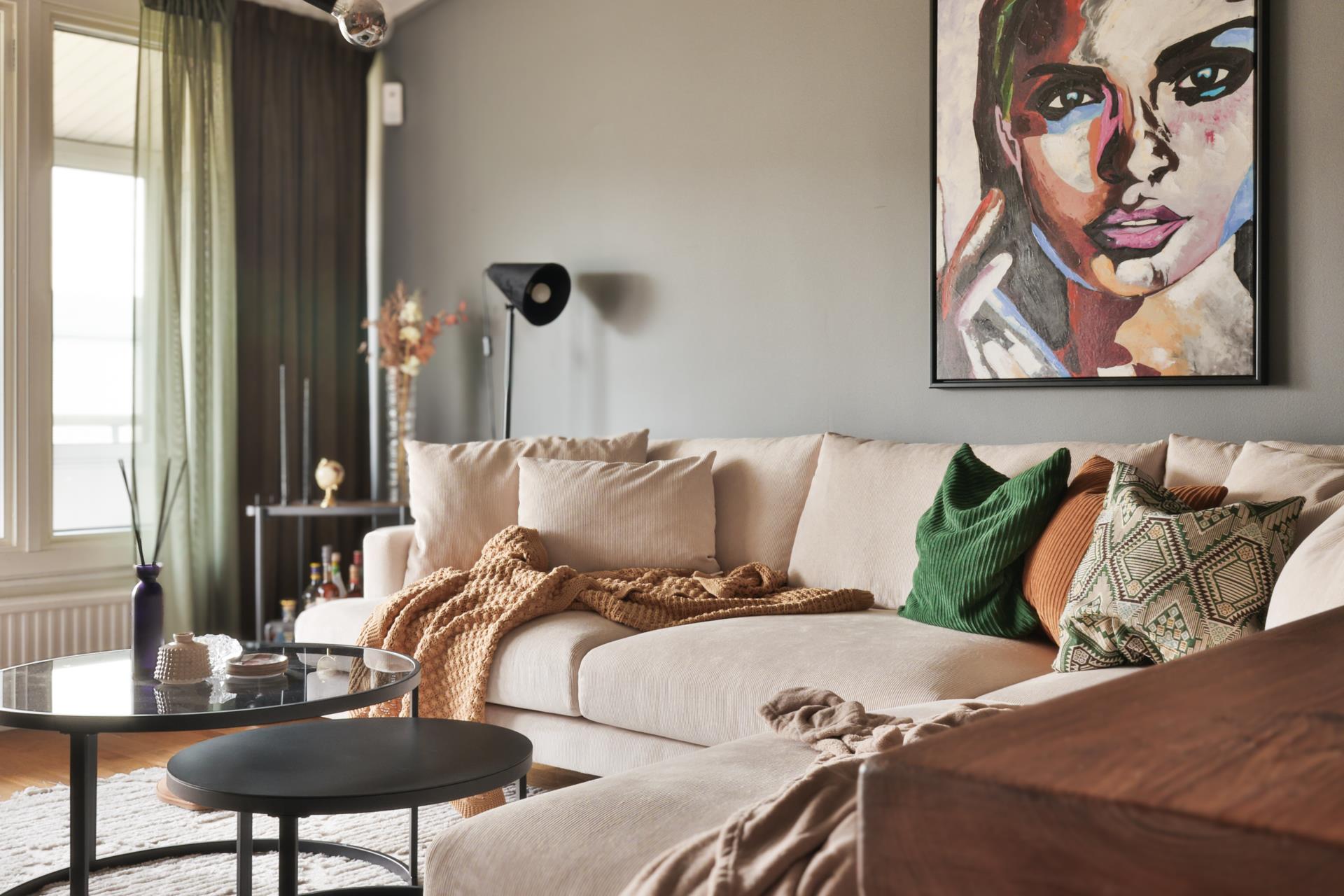 Modernt radhus i Lexby med flera uteplatser