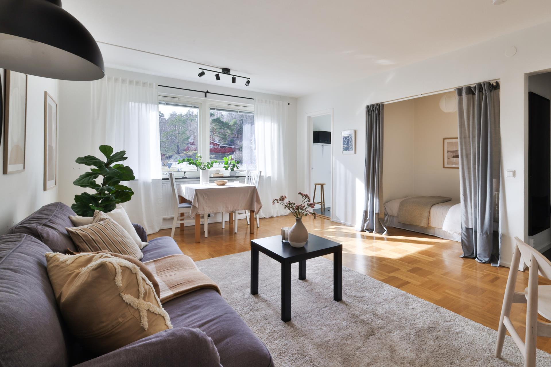 Yteffektiv 1,5:a med modern standard och egen p-plats