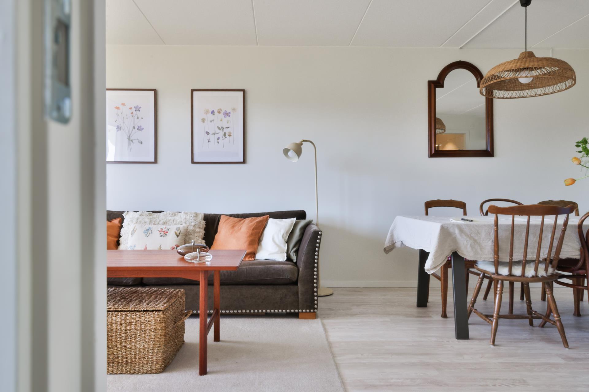 Snyggt renoverad 2:a i Kärra med stor balkong i söderläge