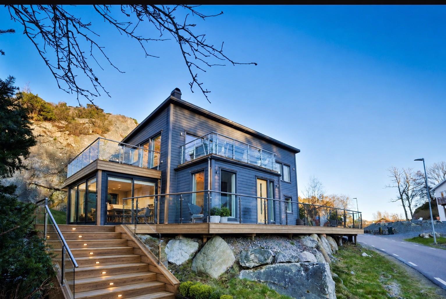 Exklusiv villa i Tumlehed med havsutsikt och arkitektur i toppklass