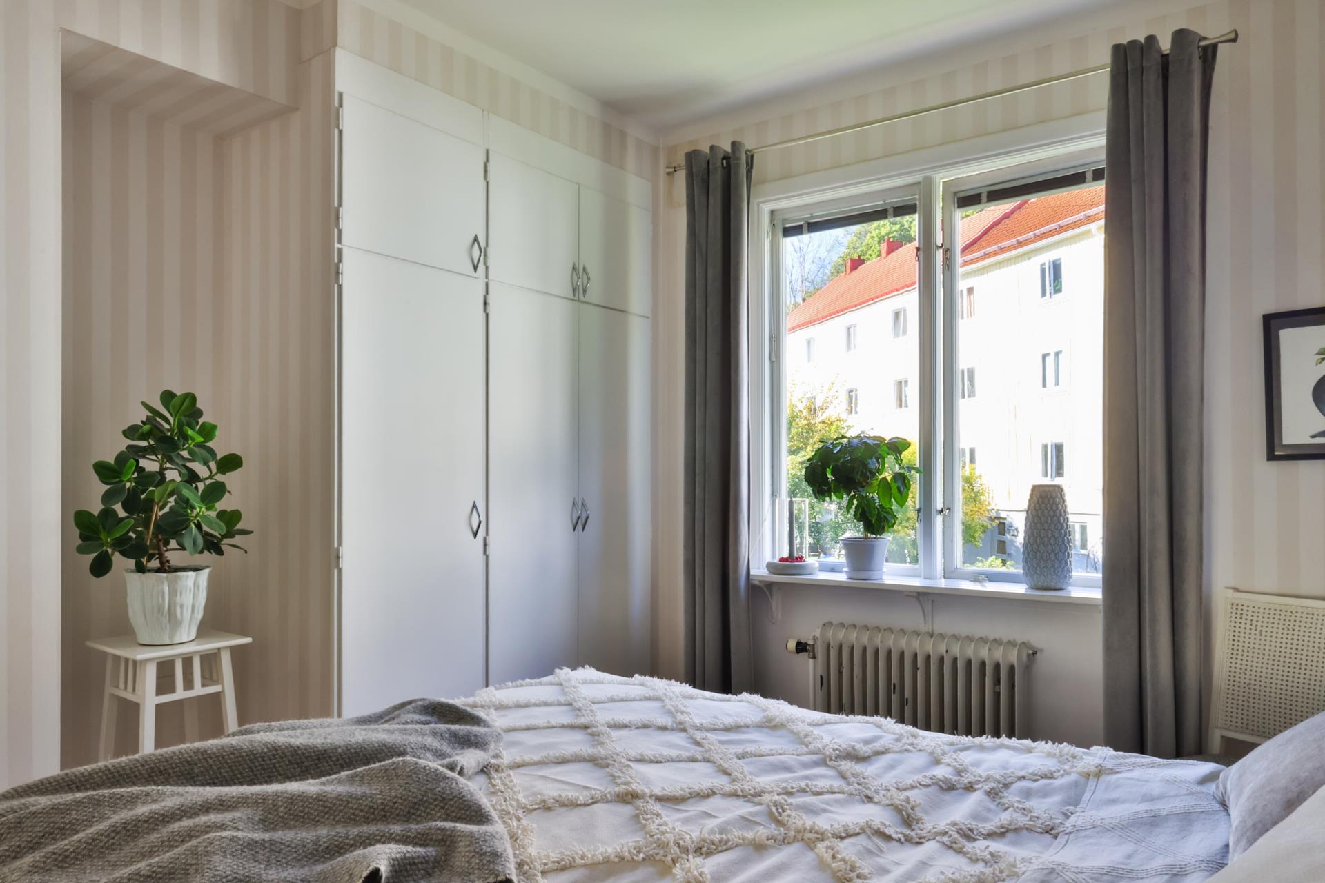 Charmig och ljus 2:a i Majorna med en grönskande innergård